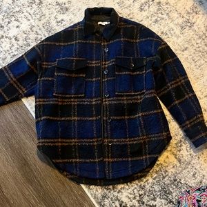 Good American flannel shacket